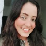 Dessenia Molinari, Personal assistant in Santa Cruz de Tenerife
