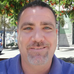 Héctor Morales Delgado, Xofer privat a Santa Cruz de Tenerife