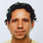Walter Perez, Osteopath in Pioz