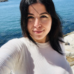 Monica R Naranjo G, Waitress in Barcelona