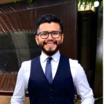 Gustavo Alonso Borjas Guerra, Ajudant de cuina a Barcelona