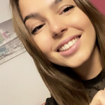 Esther Cáceres López, Nursing assistant in Parets del Vallès
