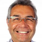 Sergio Andrés Correa Núñez, Cuidador de gent gran a Santa Fe