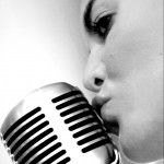 Eva Mateo, Cantant a Alicante