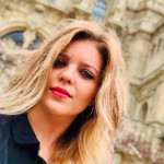 Paula López, Redactora de continguts en anglès a Madrid