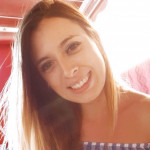 Eva Martínez, Auxiliar de geriatria a Villena