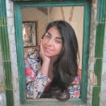 Selena Molina, Babysitter in Cartagena