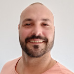 Alex Garciae, Masseur in Alcanar
