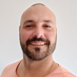 Alex Garciae, Reiki master in Alcanar
