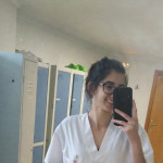 Cristina Cobo, Waitress in Massamagrell