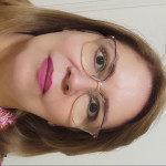 Audira Sardá, Cuidadora de gent gran a Vigo