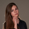 Vera Carmona, Waitress in El Escorial