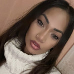Caroline Menezes, Azafata in Marbella
