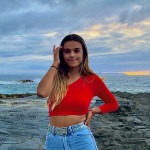Sara Oval, Monitora de lleure a Teror