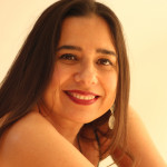 Lorena Holguin, Spellchecker in Spanish in Valencia