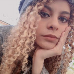 Beatriz Gomes, Cuidadora de mascotes a León