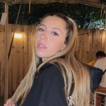 Daniela Gomez, Singer in Madrid