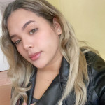 Anyelin Vejas, Cuidadora de gent gran a Valencia