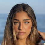 Alejandra Donayre Vera, Children's entertainer in Granada