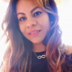 Karen Zambrano, Cuidadora de gent gran a L'Hospitalet de Llobregat