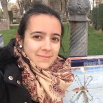 Eztizen Ubieta, Profesora de refuerzo en Bilbao