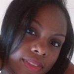 Angie Caicedo, Netejadora a Torrelavega