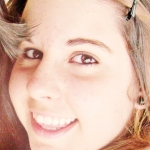 Tania Cabrera, Dog walker in Coslada