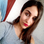 Lucía Ortega, Waitress in Valencia