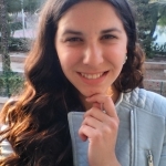 Andrea Martínez Almeida, Cuidadora de mascotes a Elche