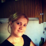 Tania Aguiar Delgado, Auxiliar de geriatria a Valencia