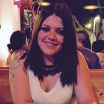 Karolina González, Babysitter in Burjassot