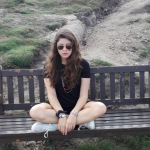 Belén Méndez Propato, Waitress in Alcalá de Henares