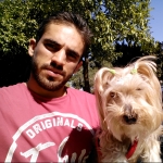 Ismael Gordillo, Dog walker in Sevilla