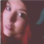 Olga Saez Javier, Passejadora de gossos a Torrent