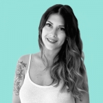 Elena Wonka, Maquilladora professional a Sevilla