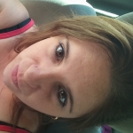 Noelia Cruz Moreno, House cleaner in La Pobla de Vallbona