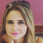 Carlota Briz, Monitora de lleure a Zaragoza