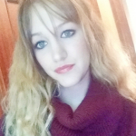 Victoria Rivera, Netejadora a Cáceres