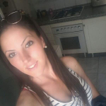 Ainhoa Lorenzo, Waitress in Alicante
