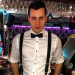 Leonard Barbone, Bartender in Benidorm