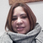 Rosa Acosta Dislas, Cuidadora de gent gran a L'Hospitalet de Llobregat