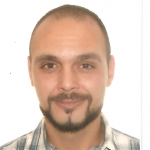 Oc  Medianoche, Computer repair technician in Telde