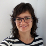 Carolina Madrigal, Dog walker in Gandia