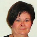 Encarna Pinzas, House cleaner in Zaragoza