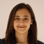 Claudia Ares Carrasco, Passejadora de gossos a El Puerto de Santa María