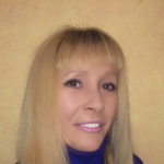 Estrella Toribio Miguelez, Dog walker in Burgos