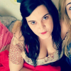 Laura Arnaez, Waitress in Mieres
