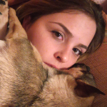 Beatriz Plaza Macias, Passejadora de gossos a Elche