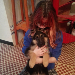 Alicia Ros, Passejadora de gossos a Elche