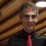 Santiago Vera, Passejador de gossos a Elche